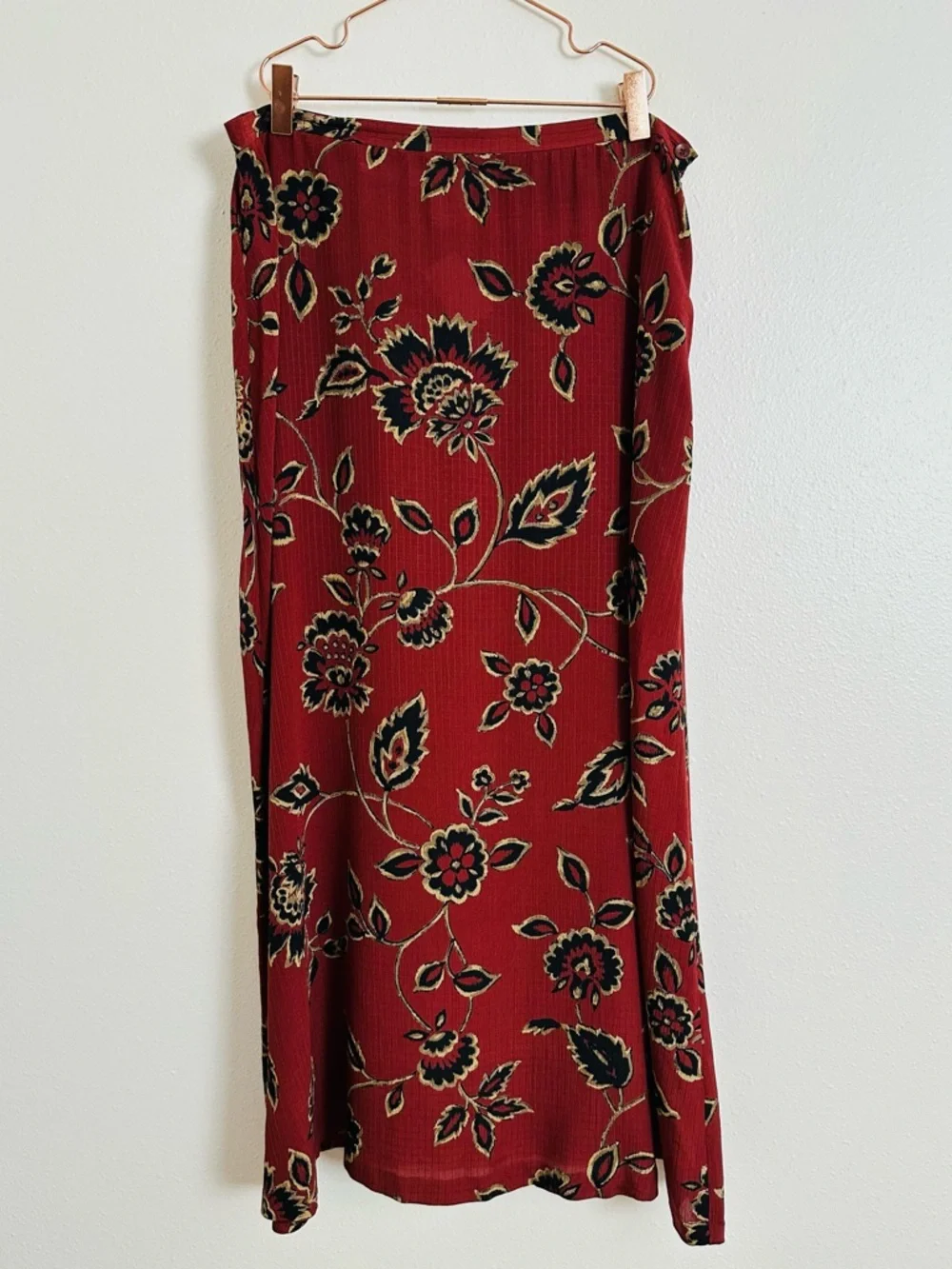 Vintage Jones New York 100% Silk Floral Maxi Skirt Red Black Boho Size 14 - Picture 7 of 10